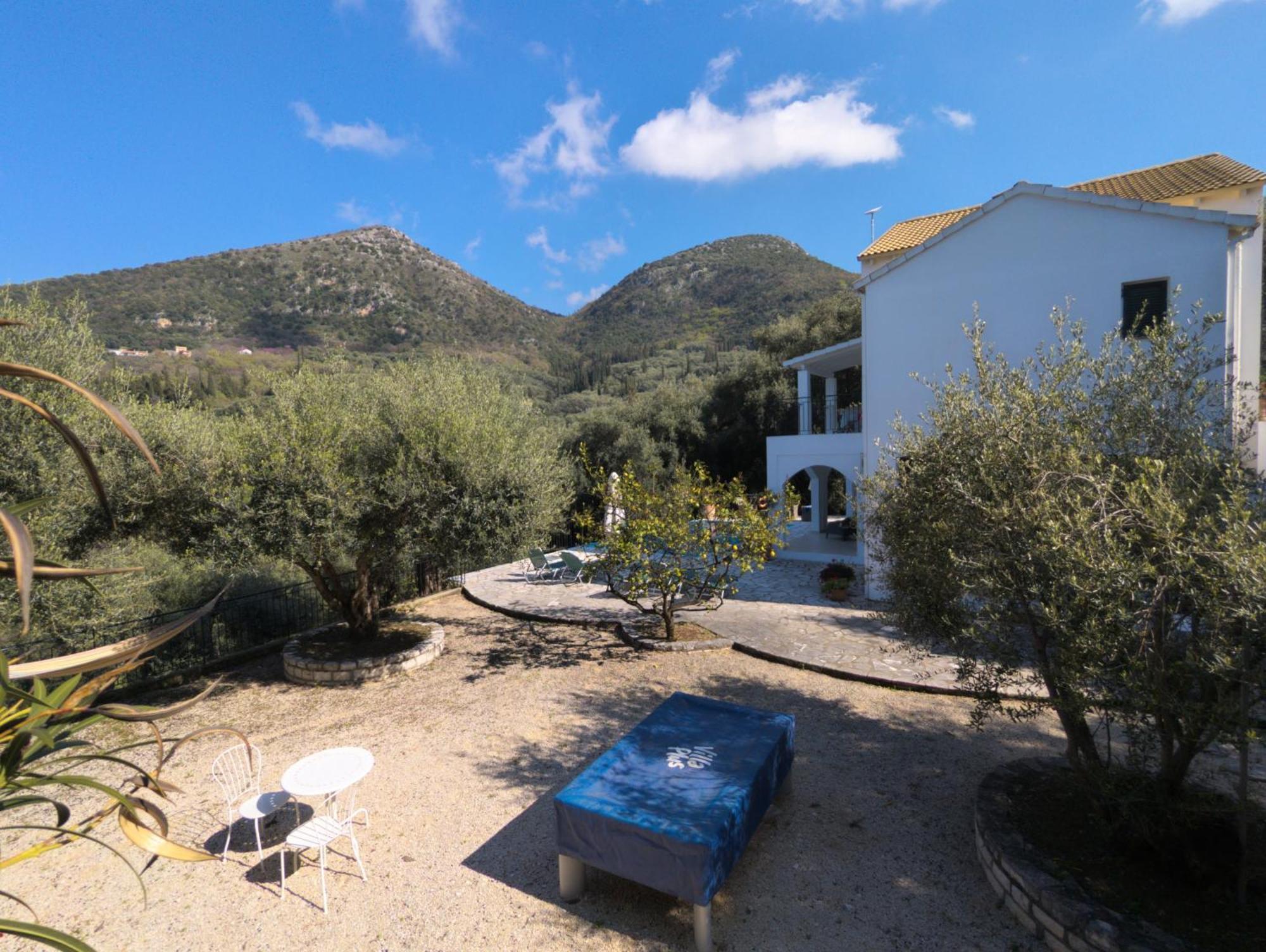Villa Eleonas Strongyli  Buitenkant foto